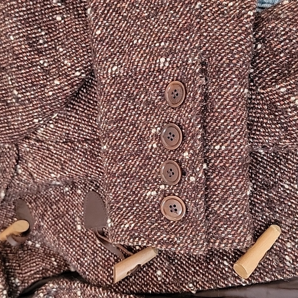EUC ZARA Brown Wool Tweed Short Jacket with Leather & Wood Toggle Closures SZ: M - Picture 11 of 14